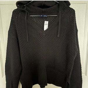 GAP women’s Black V-Neck Sweater